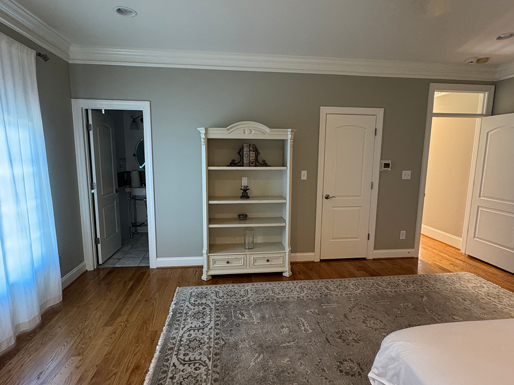 br 4 view to closet bath and door 0294