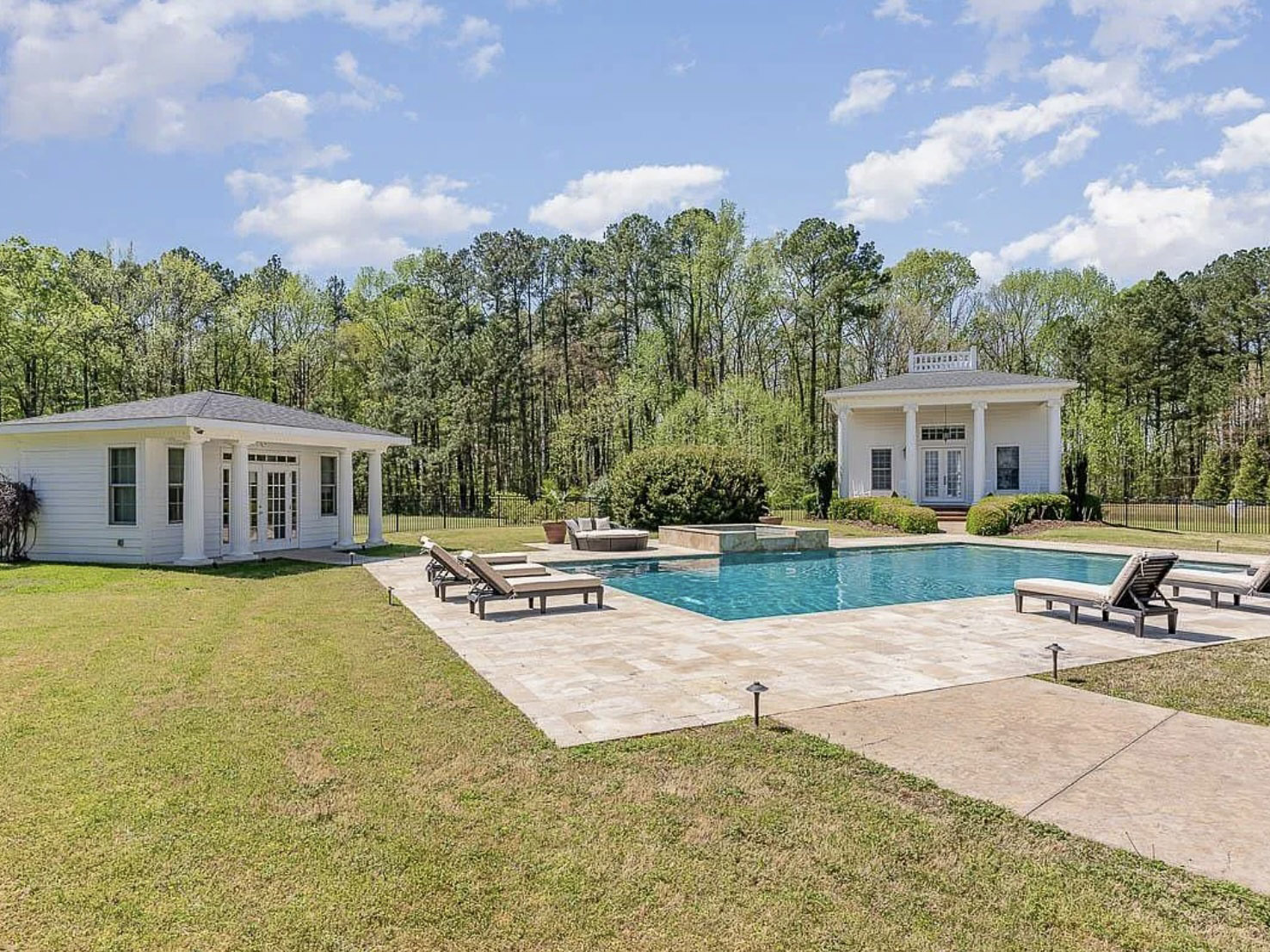 pool view both houses 1000 x 750