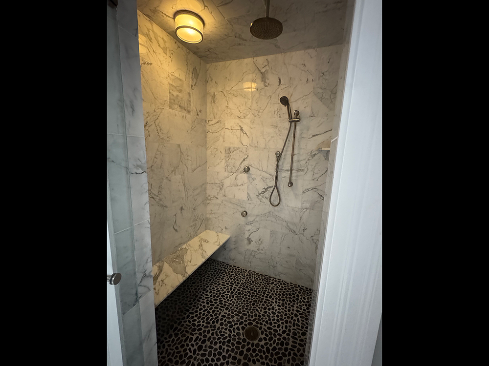 sports shower 1000 x 750